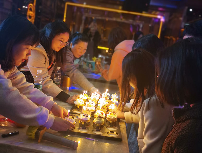 HIGH唱KTV！——宝威体育在线防雷第一期员工生日会