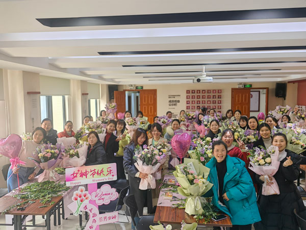 2025宝威体育在线防雷女神节插花沙龙